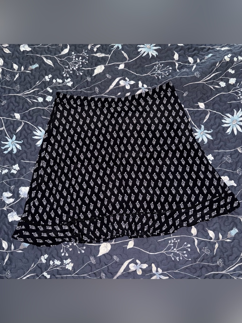 LOFT Black Floral Print A-Line Skirt